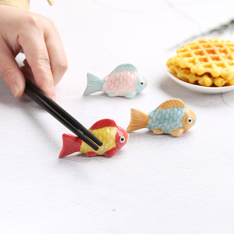 Japanese Style Cartoon Goldfis - Chopstick Rest Ceramic incelemesi ve fiyatı